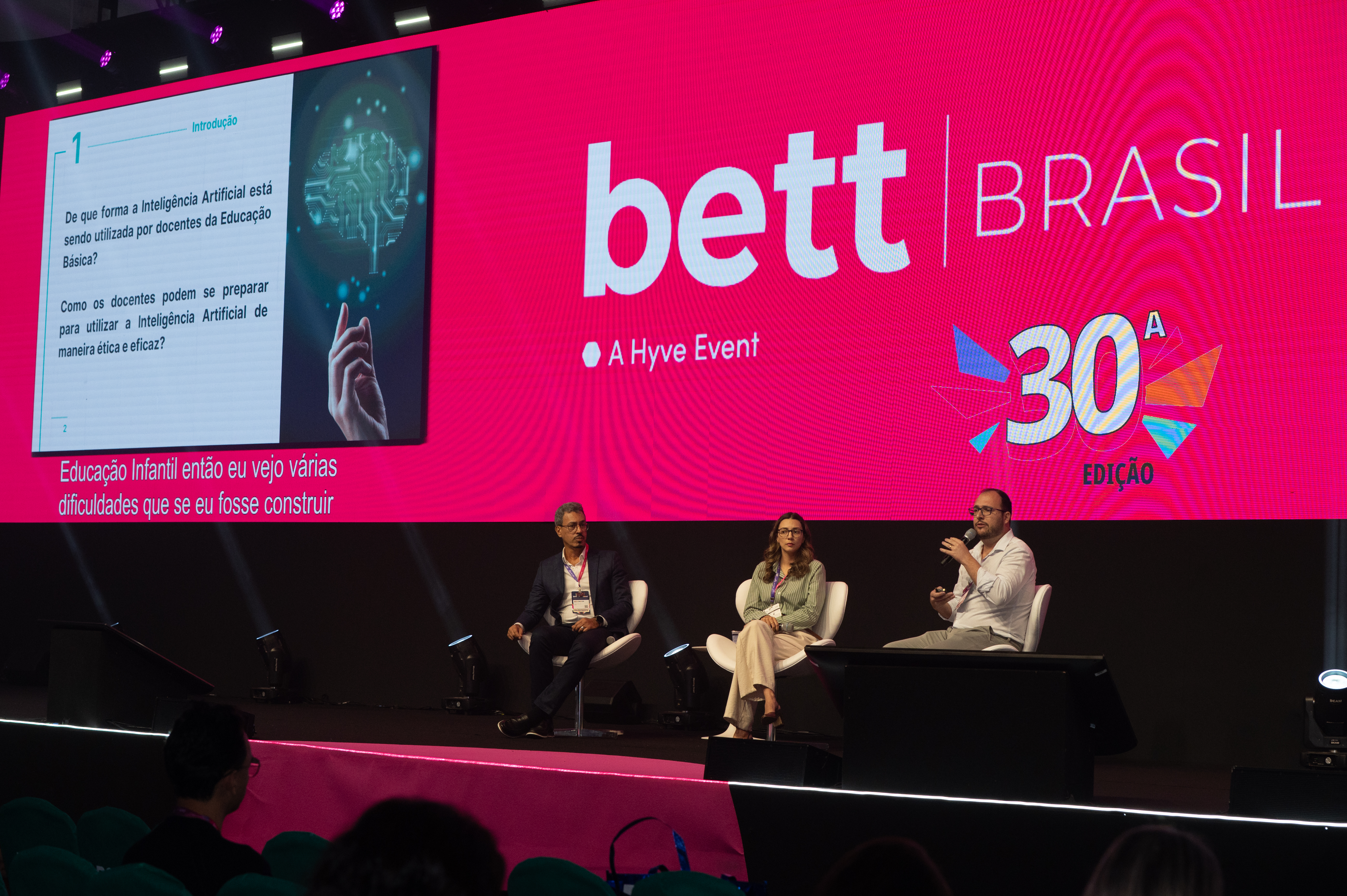 Roda de escuta com educadores